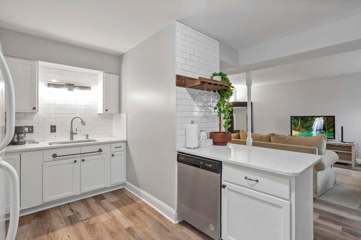 German Village Hidden Gem - 3 Bedroom Parking L Value