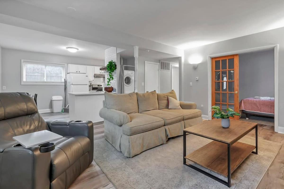German Village Hidden Gem - 3 Bedroom Parking L Value Apartment